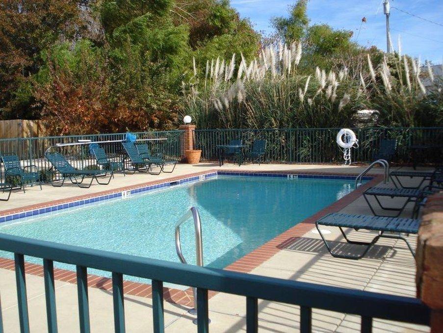 Intown Suites Extended Stay Auburn Al Exterior foto